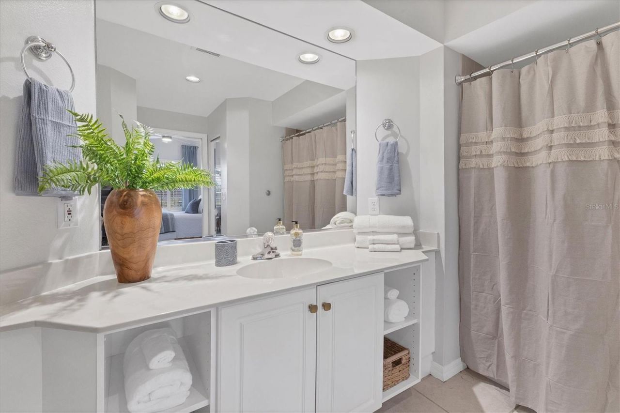 3702 54th Drive W, Unit 103, Bradenton, FL 34210 Photo