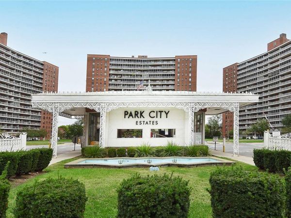 61-55 98 Street, Unit 1D, Rego Park, NY 11374