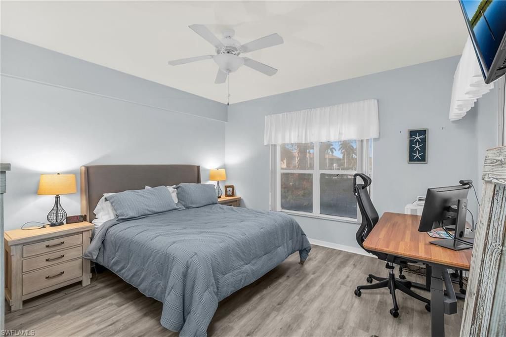 194 Newport Dr, Unit 903, Naples, FL 34114 Photo