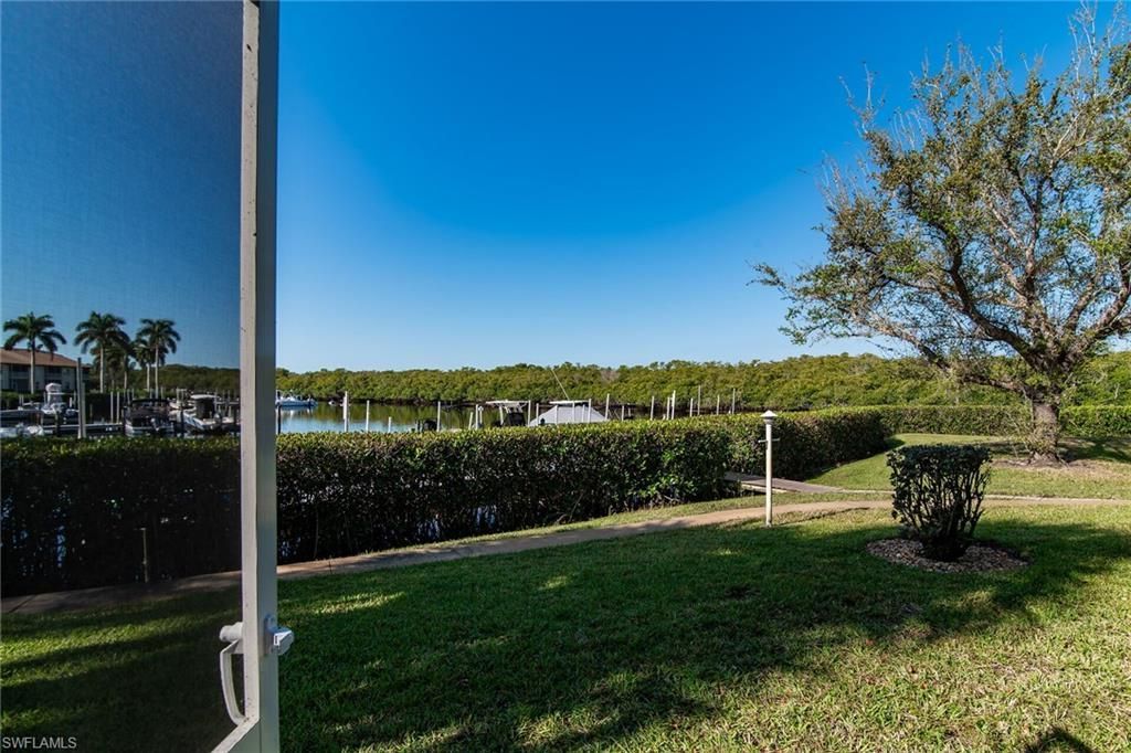 194 Newport Dr, Unit 903, Naples, FL 34114 Photo