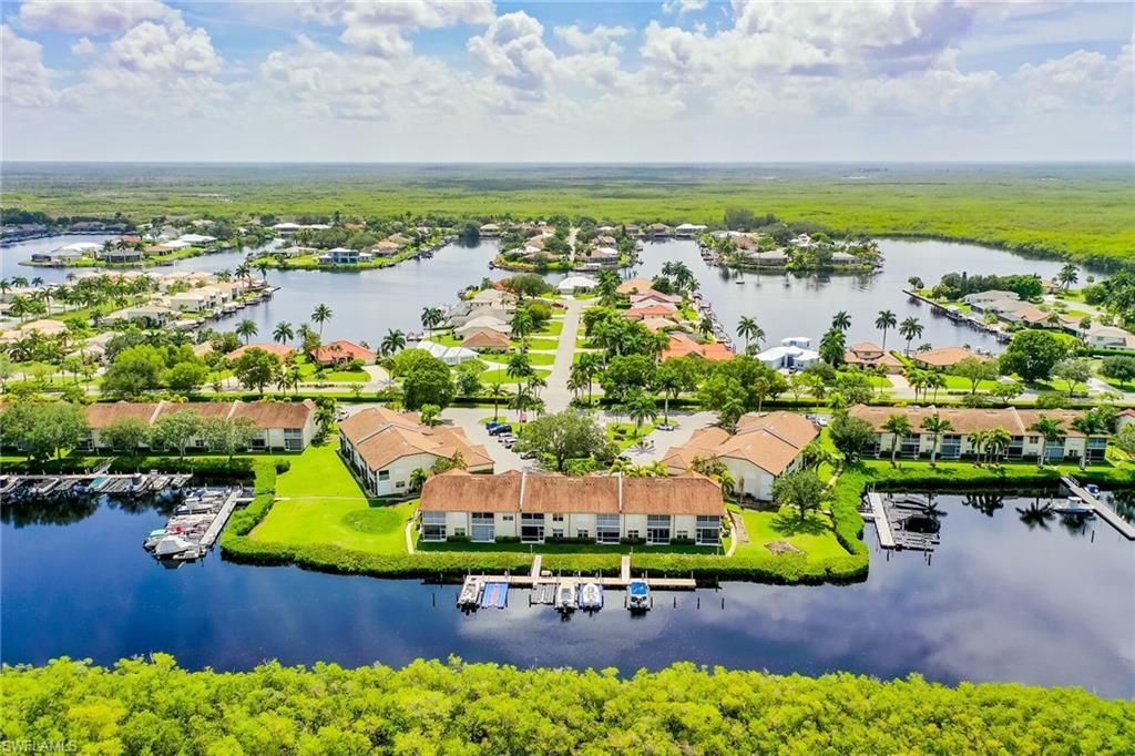 194 Newport Dr, Unit 903, Naples, FL 34114 Photo