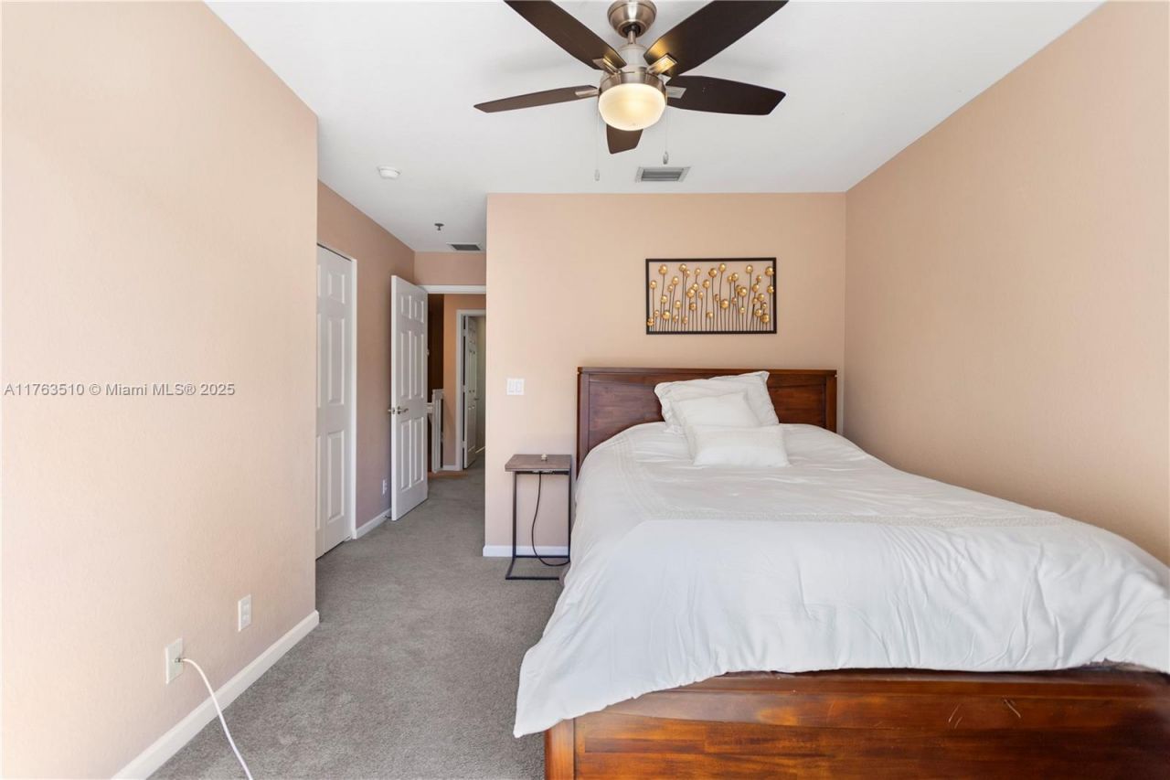 4650 SW 75th Way, Davie, FL 33314 Photo