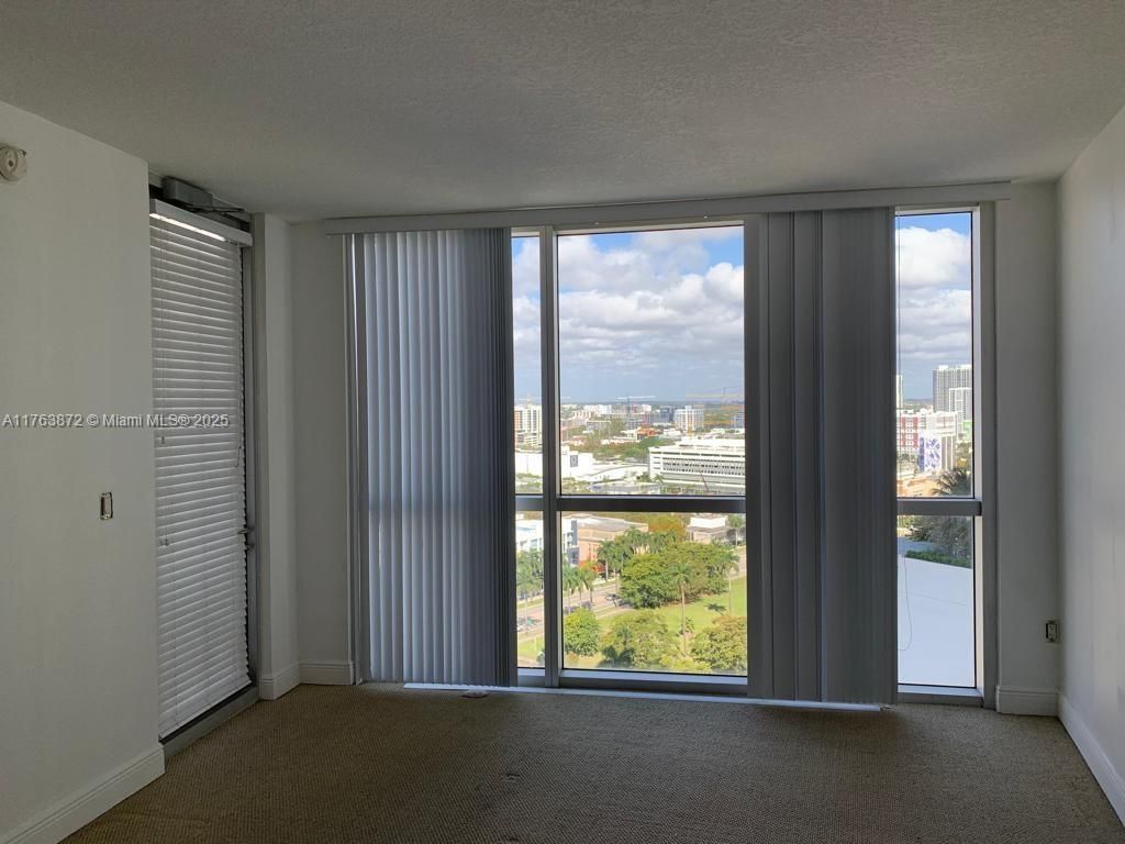 1750 N Bayshore Dr, Unit 2215, Miami, FL 33132 Photo