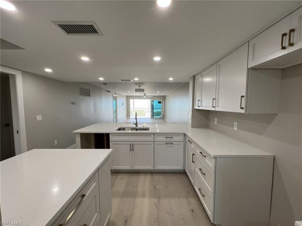 3015 W Gulf Dr, Unit 102, Sanibel, FL 33957 Photo