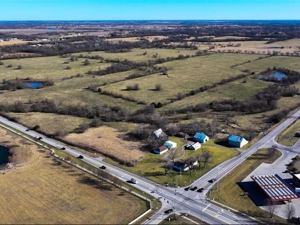 1101 E WALNUT Street, Raymore, MO 64083