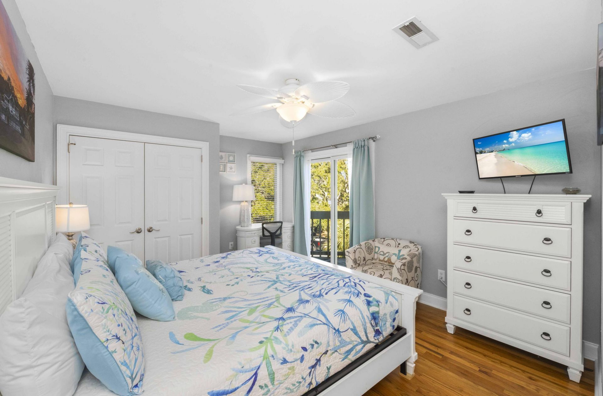 1638 Live Oak Park Photo 11