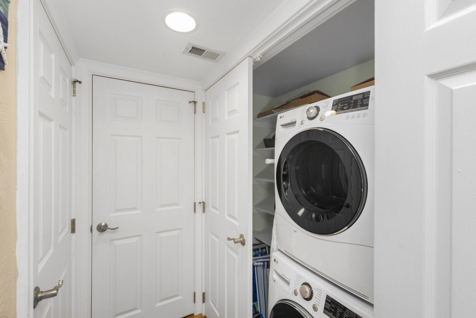 1638 Live Oak Park Photo 25