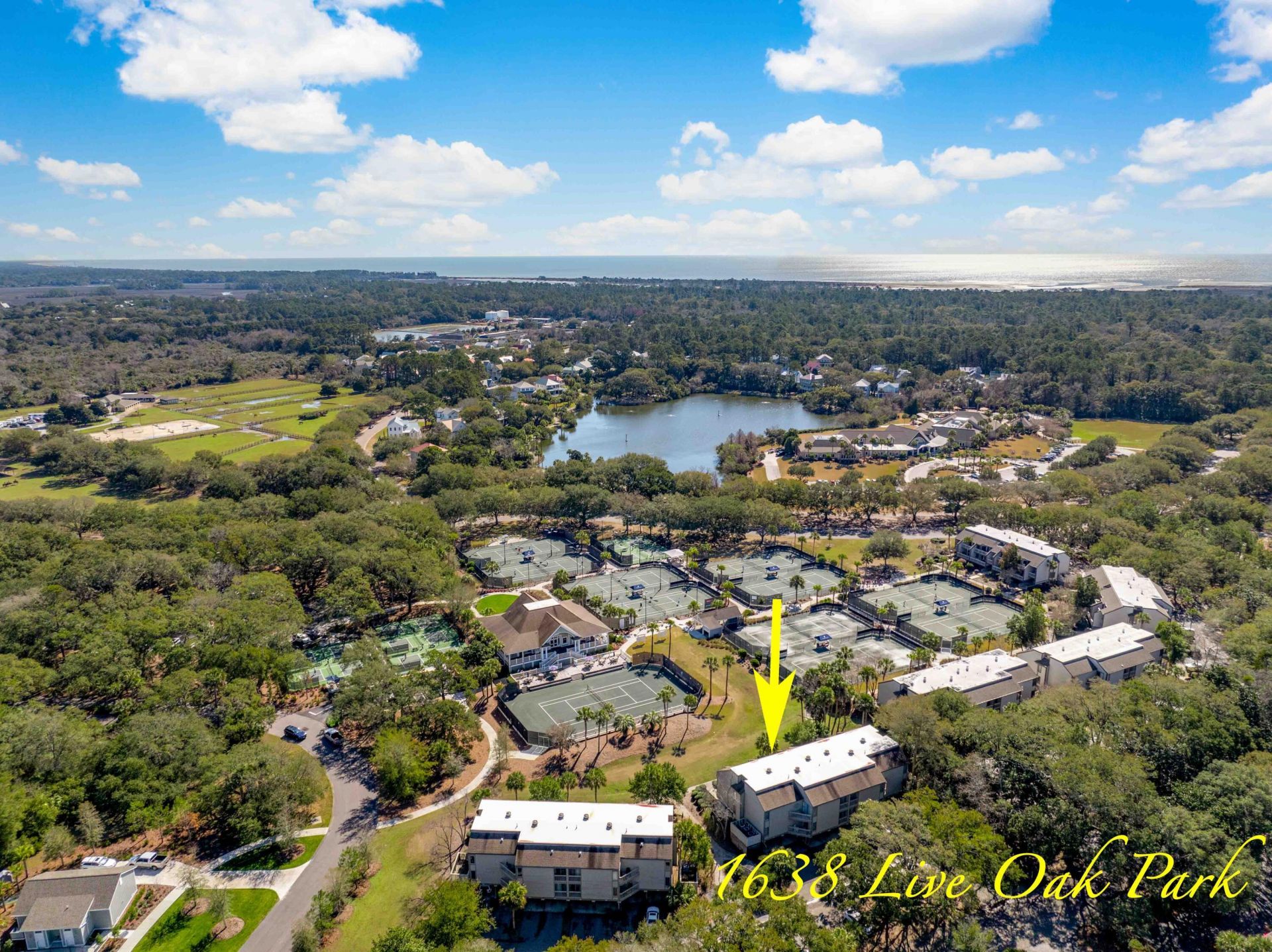 1638 Live Oak Park Photo 31