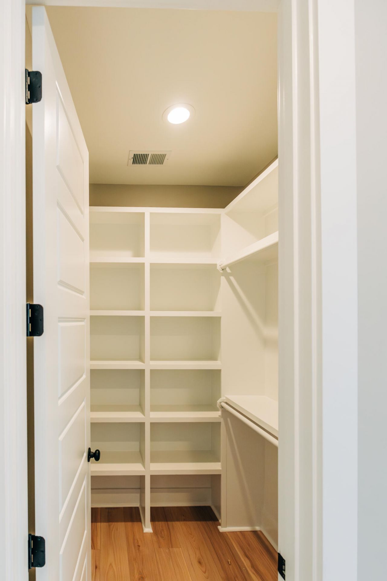 143 Harvest Way Photo 17