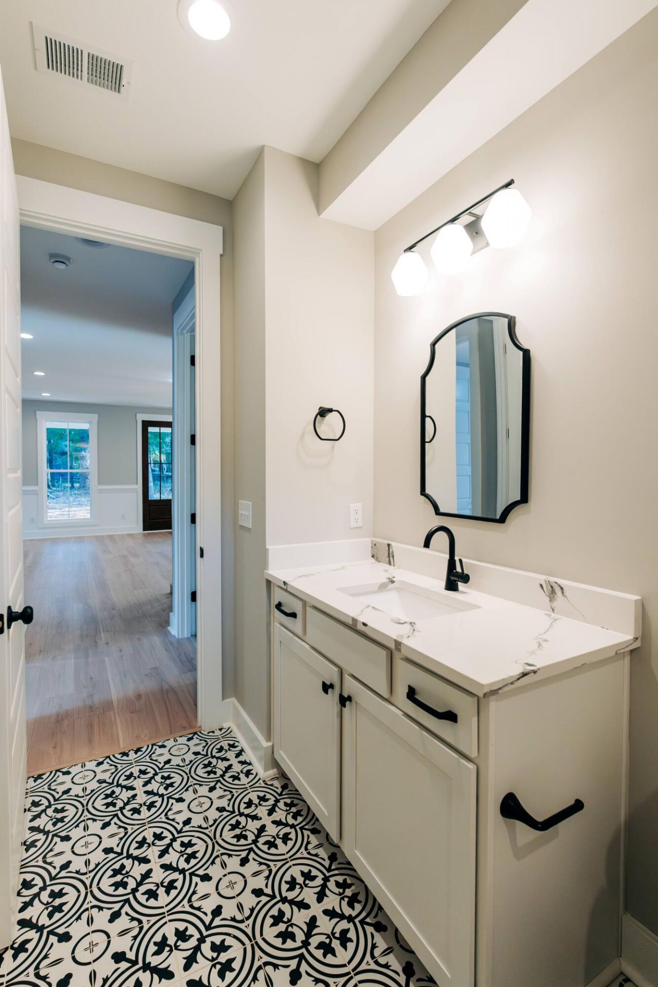 143 Harvest Way Photo 23