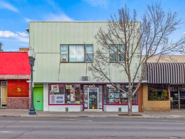 1023 Main Street, Klamath Falls, OR 97601
