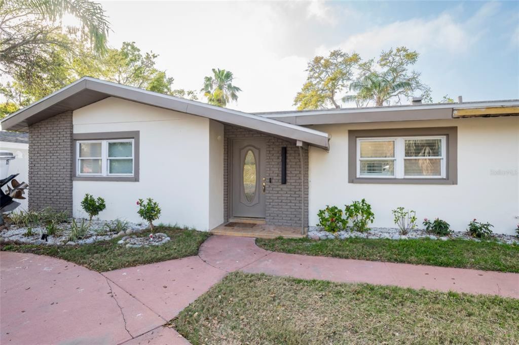 1772 Indian Rocks Road S, Largo, FL 33774 Photo