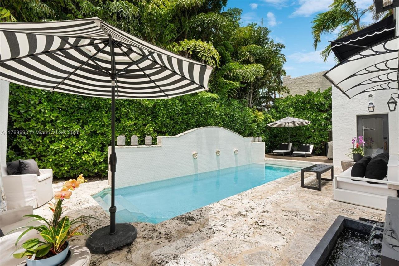 4430 Alton Rd, Miami Beach, FL 33140 Photo