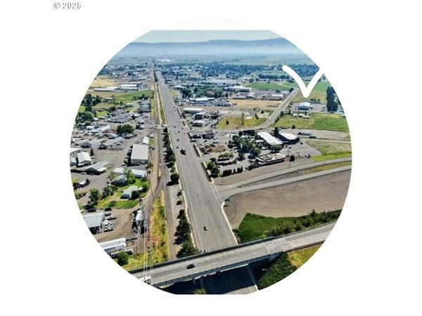 2912 Mulholland, La Grande, OR 97850