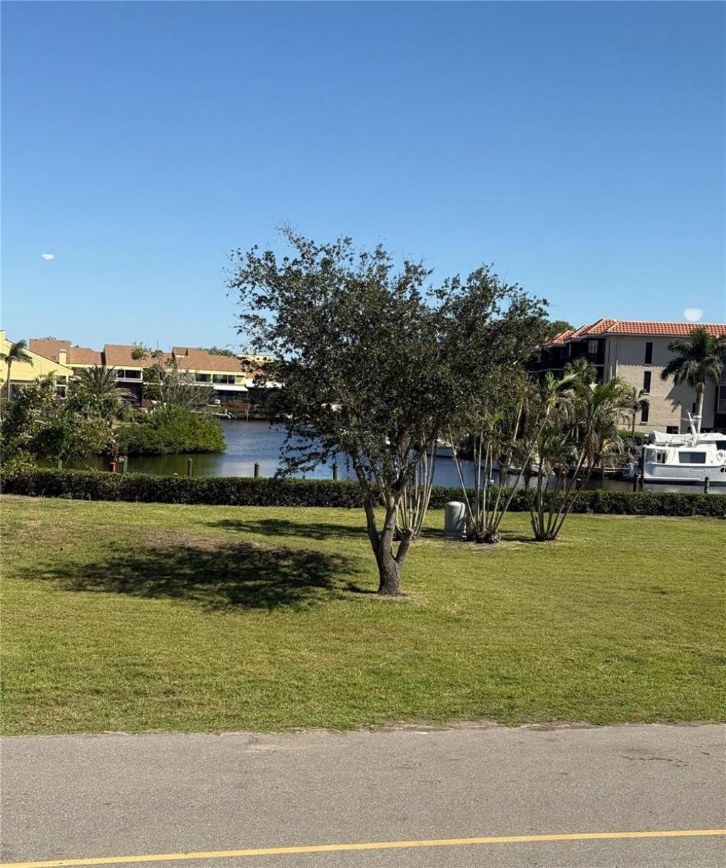 25188 Marion Avenue, Unit F106, Punta Gorda, FL 33950 Photo