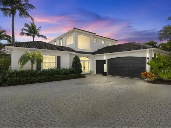 325 Eagle Drive, Jupiter, FL 33477