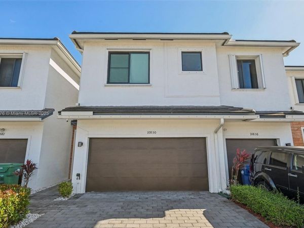 10850 SW 235th Ln, Homestead, FL 33032