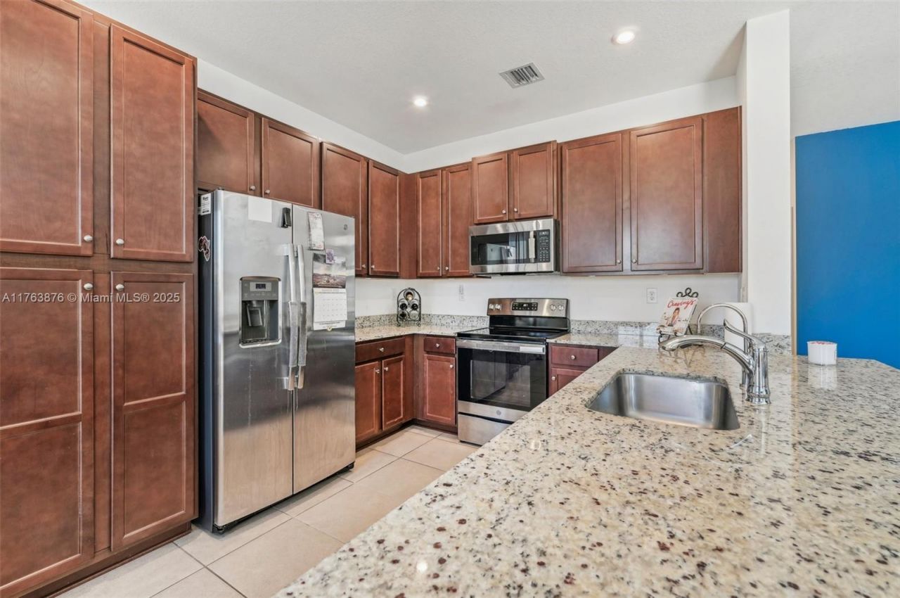 10850 SW 235th Ln, Homestead, FL 33032 Photo