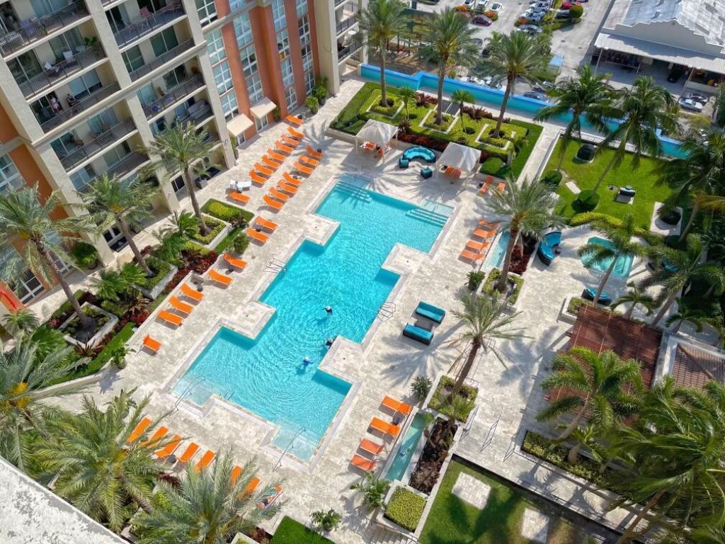 550 Okeechobee Blvd, Unit Uph-17, West Palm Beach, FL 33401 Photo