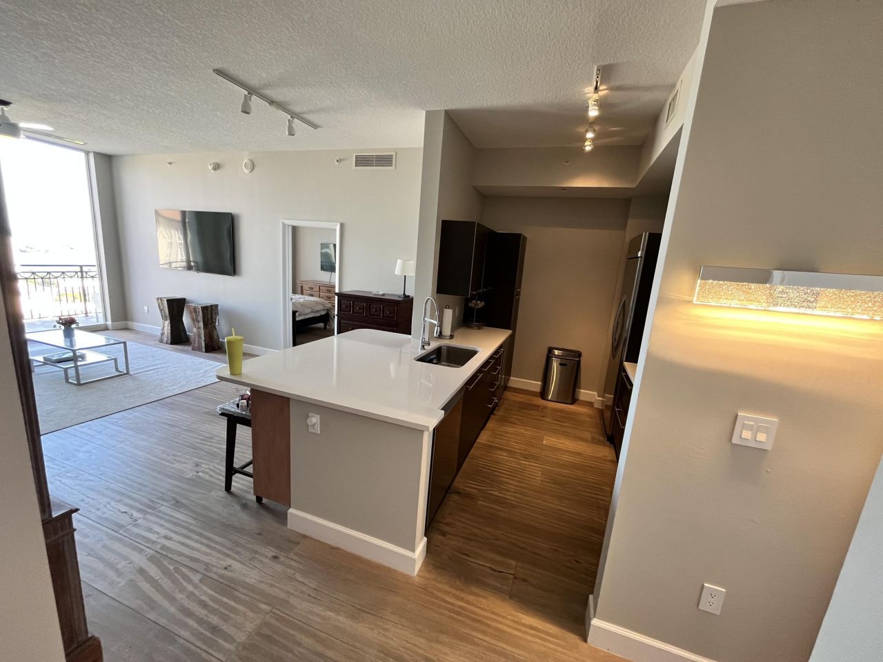 550 Okeechobee Blvd, Unit Uph-17, West Palm Beach, FL 33401 Photo