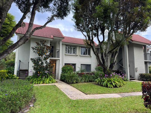 5750 Fairway Park Court, Unit 101, Boynton Beach, FL 33437