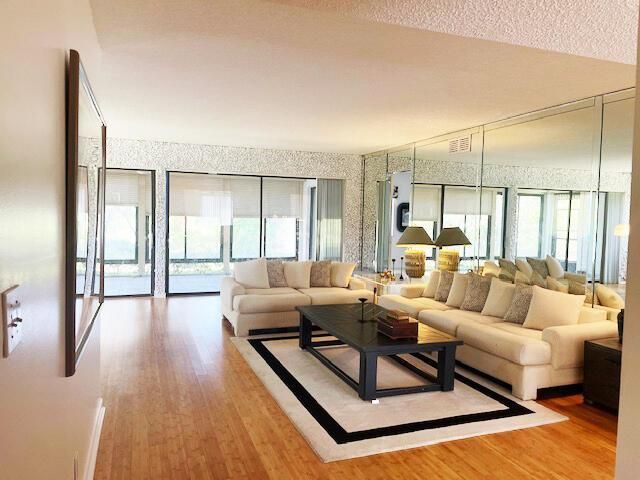 5750 Fairway Park Court, Unit 101, Boynton Beach, FL 33437 Photo