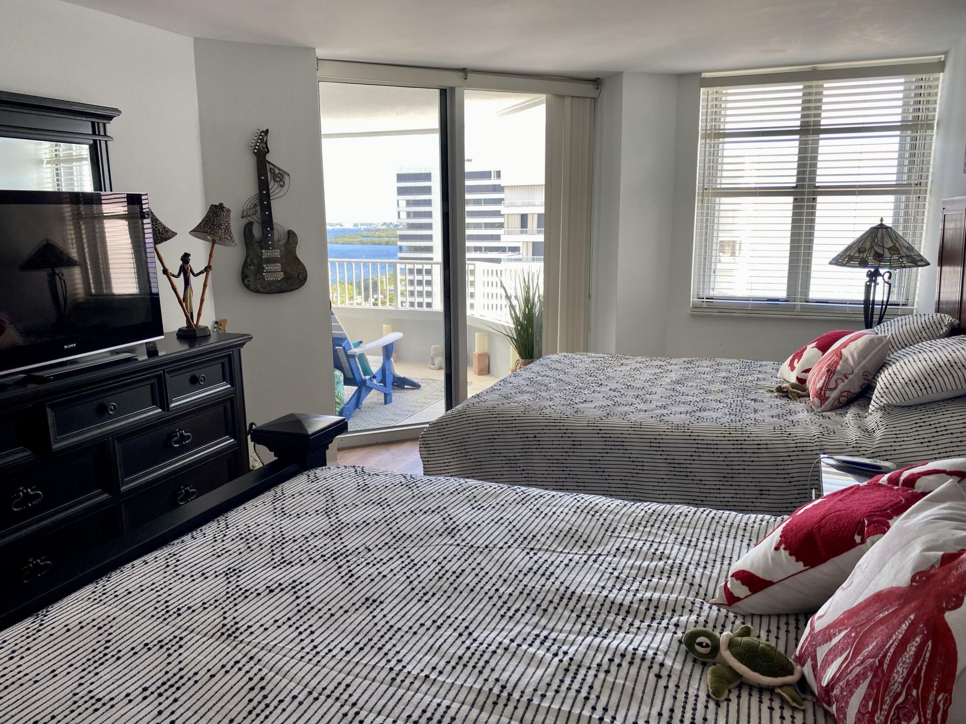 5200 N Ocean Drive, Unit 1503, Singer Island, FL 33404 Photo