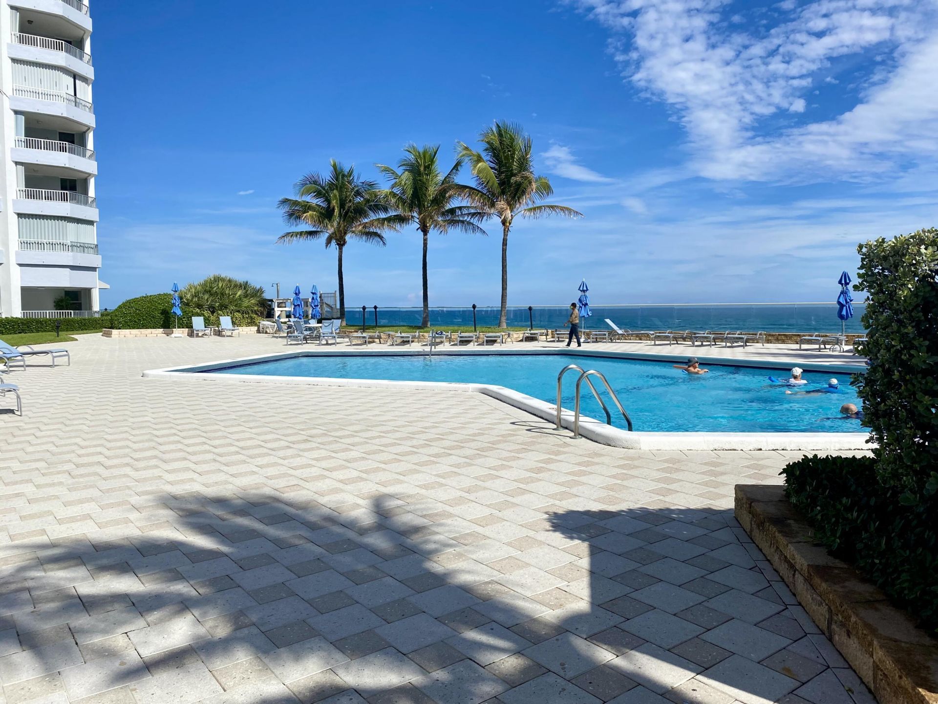 5200 N Ocean Drive, Unit 1503, Singer Island, FL 33404 Photo