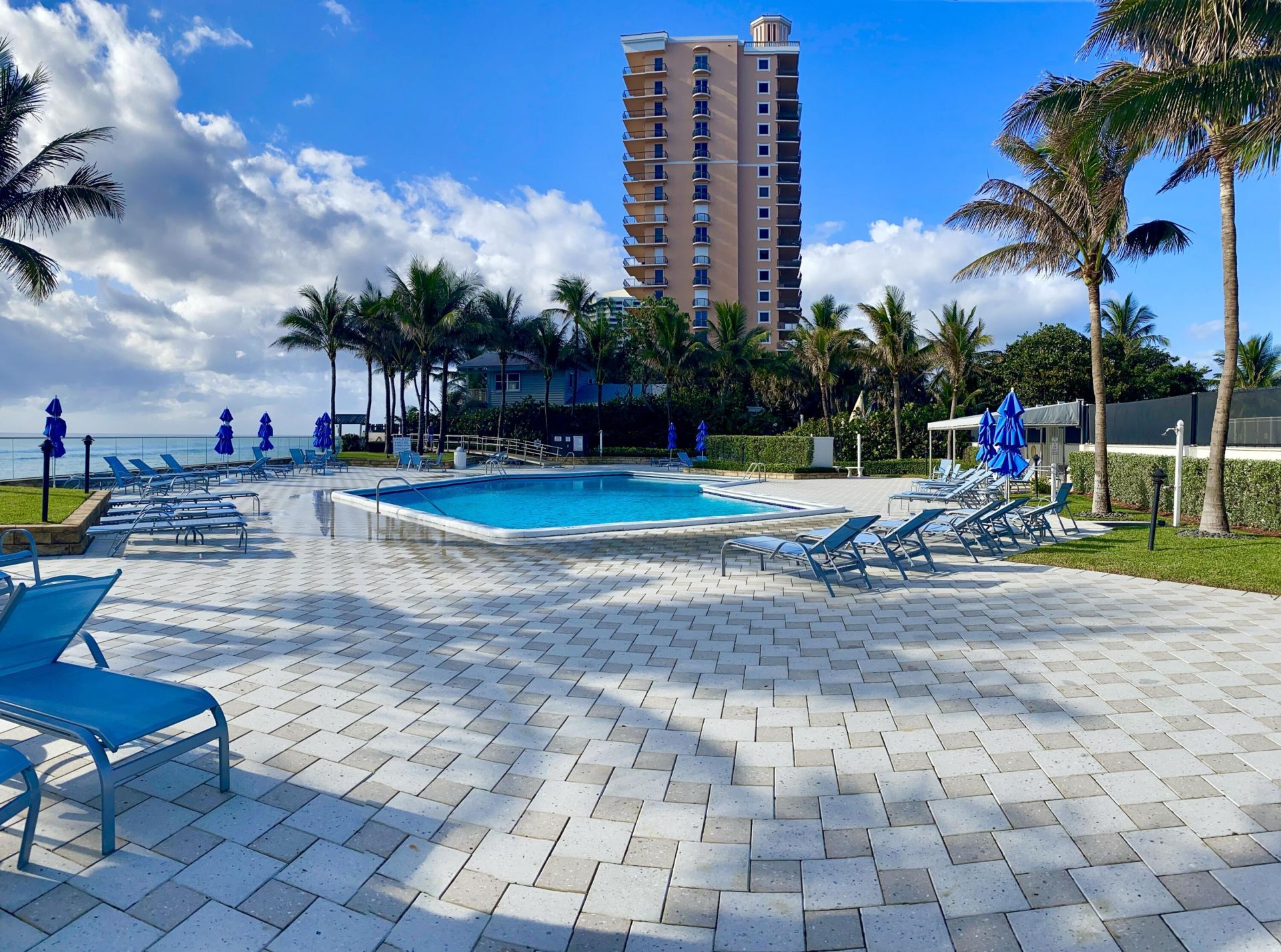 5200 N Ocean Drive, Unit 1503, Singer Island, FL 33404 Photo