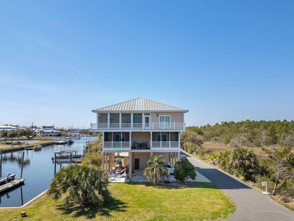 201 Harbour Point, Shell Point, FL 32327