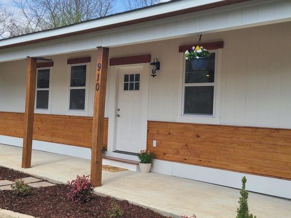 910 Parklane Street NW, Huntsville, AL 35816