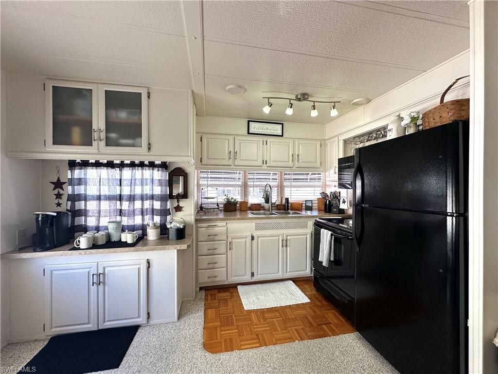 4550 Sawmill Dr E, Estero, FL 33928 Photo