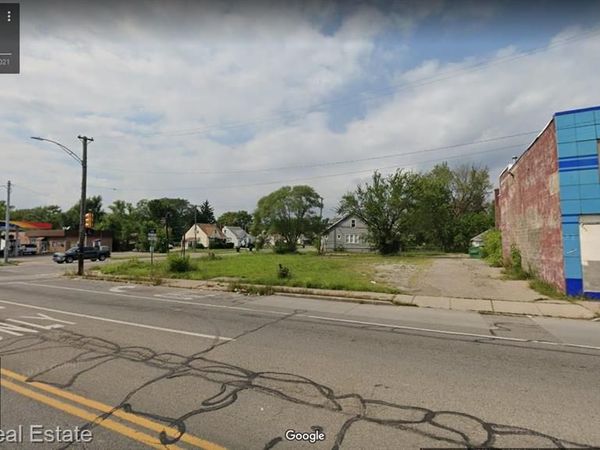 10832 W CHICAGO, Detroit, MI 48204