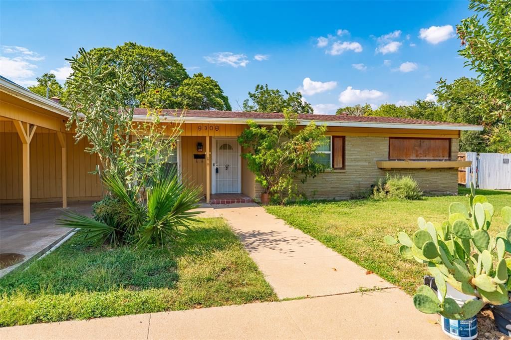 8308 Doreen Avenue, Fort Worth, TX 76116 Main Photo