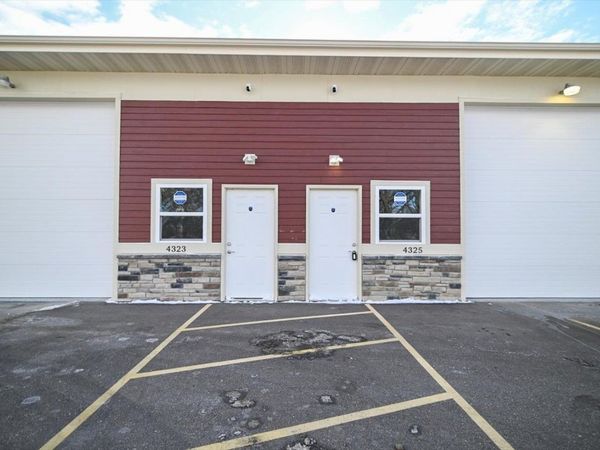 4325 & 4323 Duraform Lane, Windsor, WI 53598