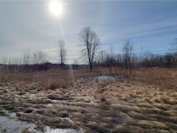 Lake Road, Ransomville, NY 14131