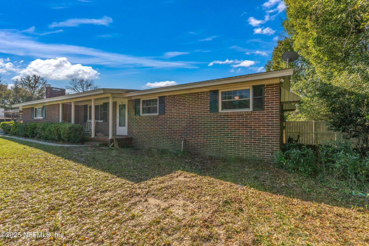 2113 State Road 16 W, Green Cove Springs, FL 32043 Photo
