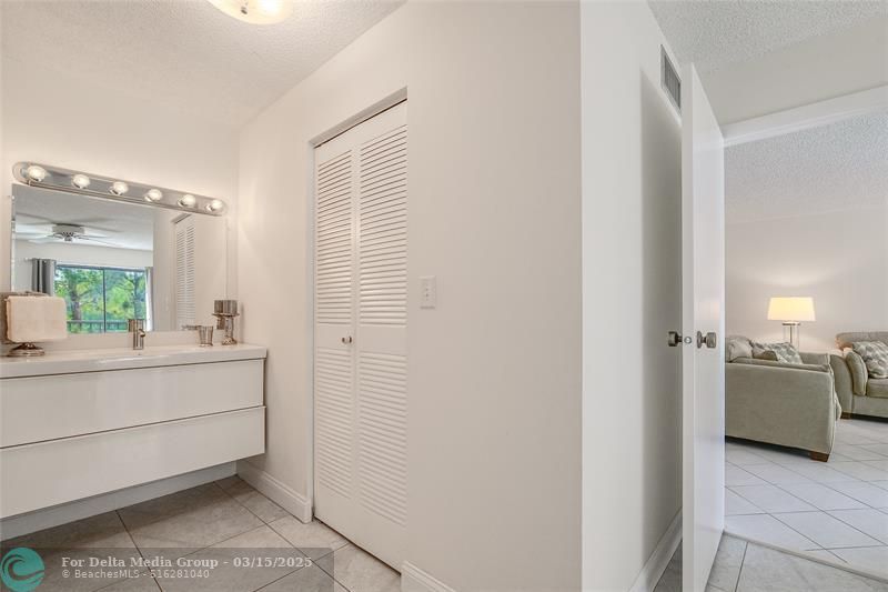 6100 NW 44th Street, Unit 307, Lauderhill, FL 33319 Photo