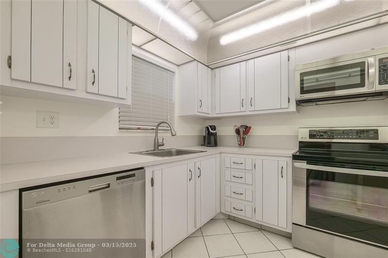 6100 NW 44th Street, Unit 307, Lauderhill, FL 33319 Photo