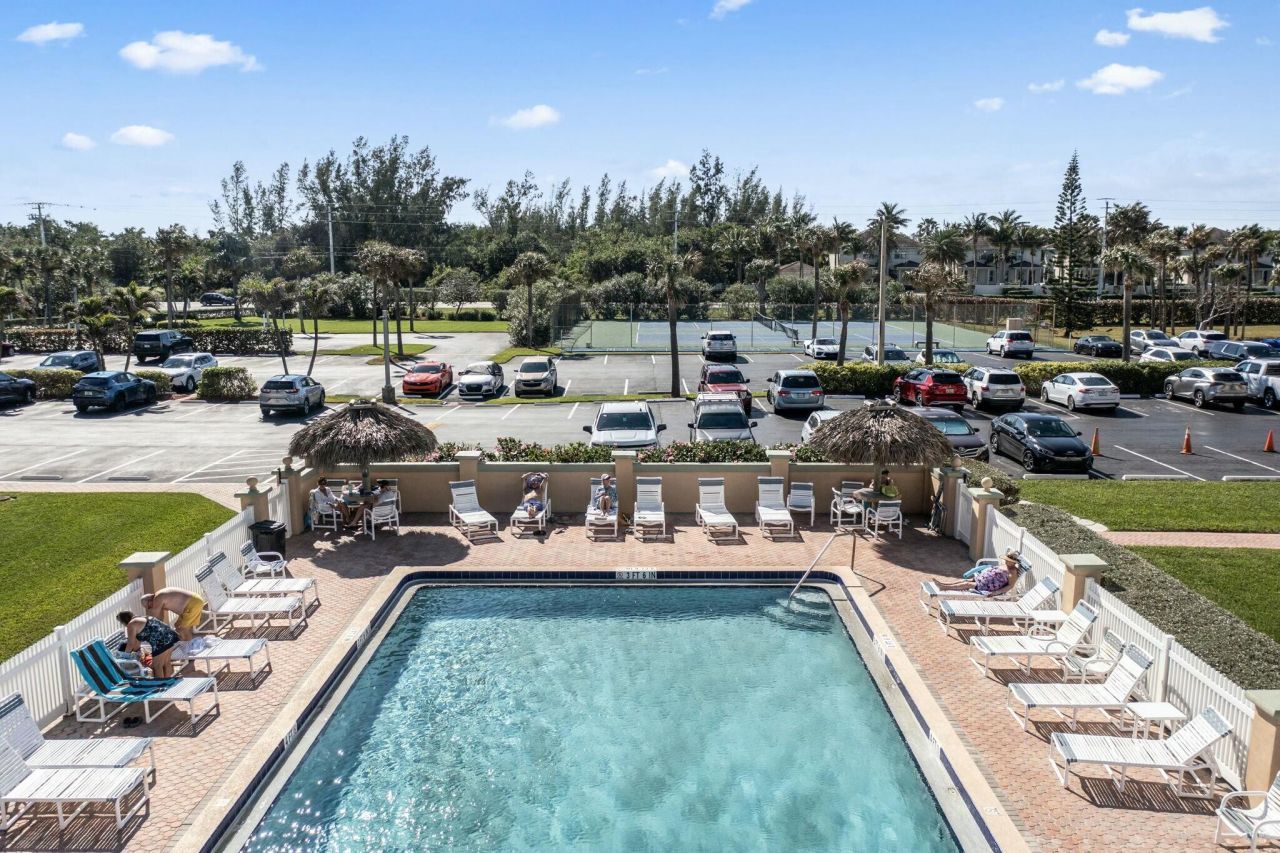 10152 S Ocean Drive, Unit 718 B, Jensen Beach, FL 34957 Photo