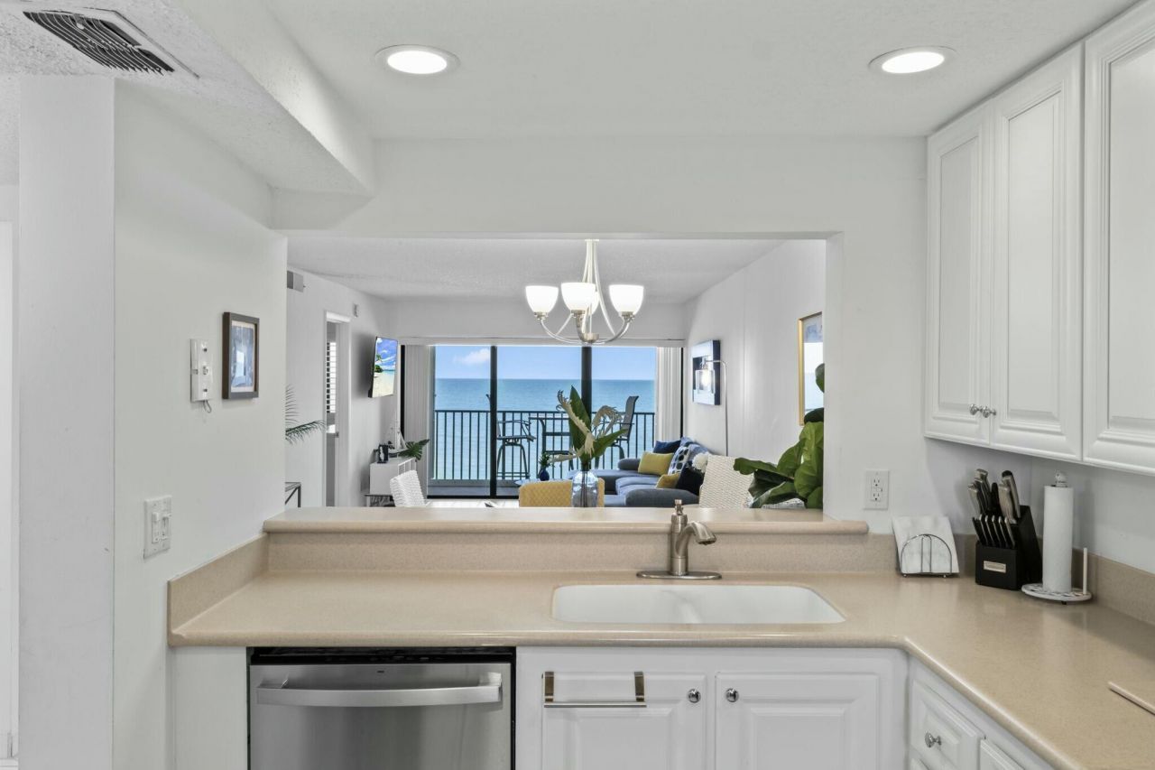 10152 S Ocean Drive, Unit 718 B, Jensen Beach, FL 34957 Photo