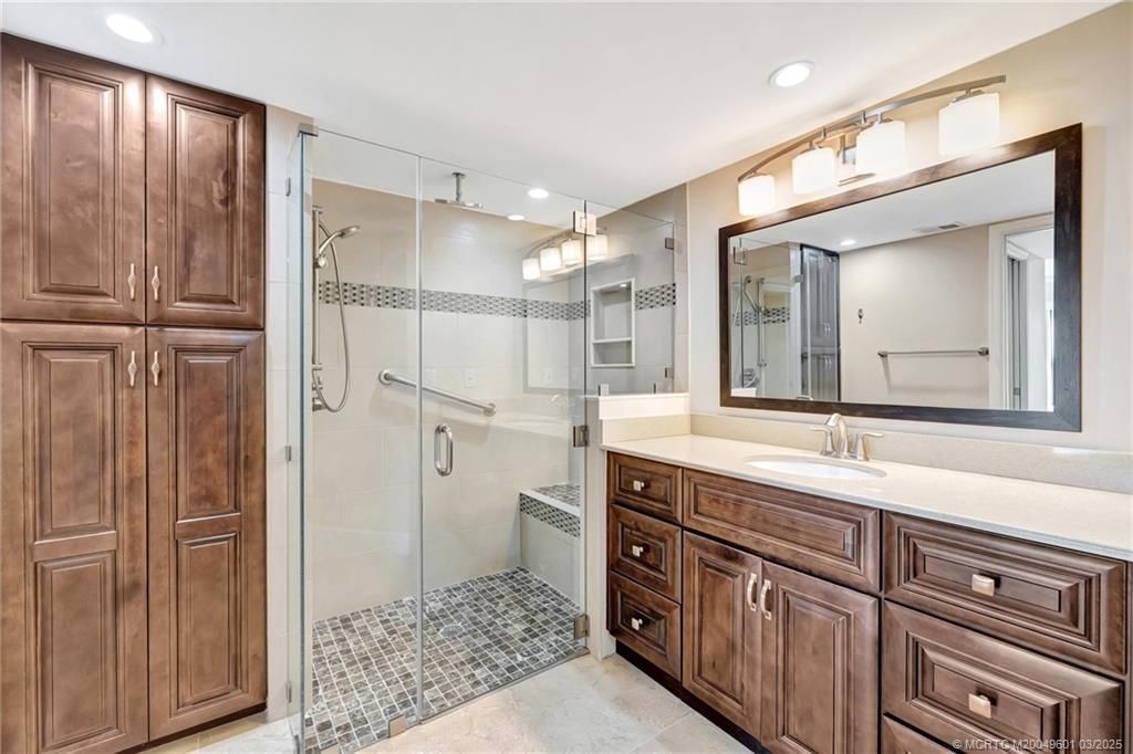 6040 SE Martinique Drive, Unit 102, Stuart, FL 34997 Photo