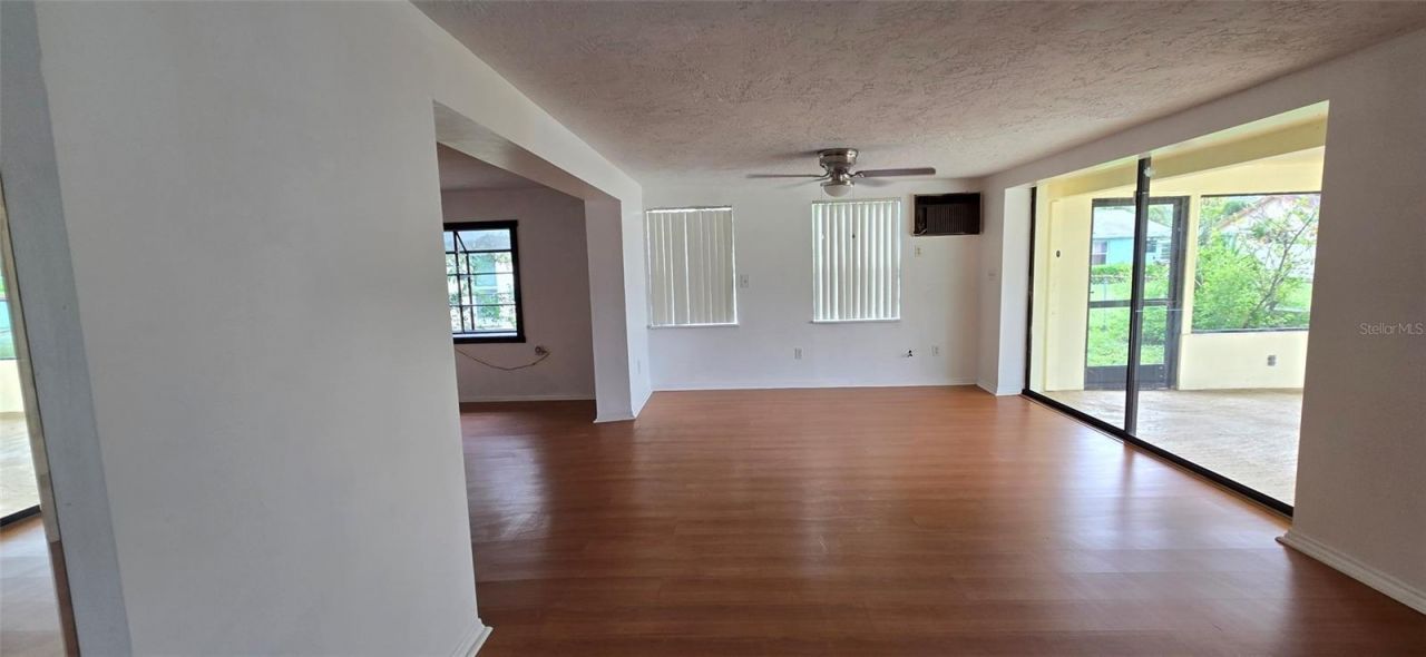 1414 Grand Boulevard, Holiday, FL 34690 Photo