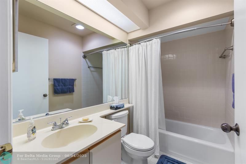 900 Crosswinds Drive, Unit D2, Greenacres, FL 33413 Photo