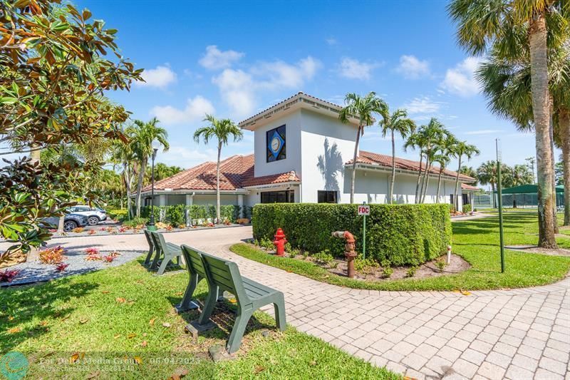 900 Crosswinds Drive, Unit D2, Greenacres, FL 33413 Photo