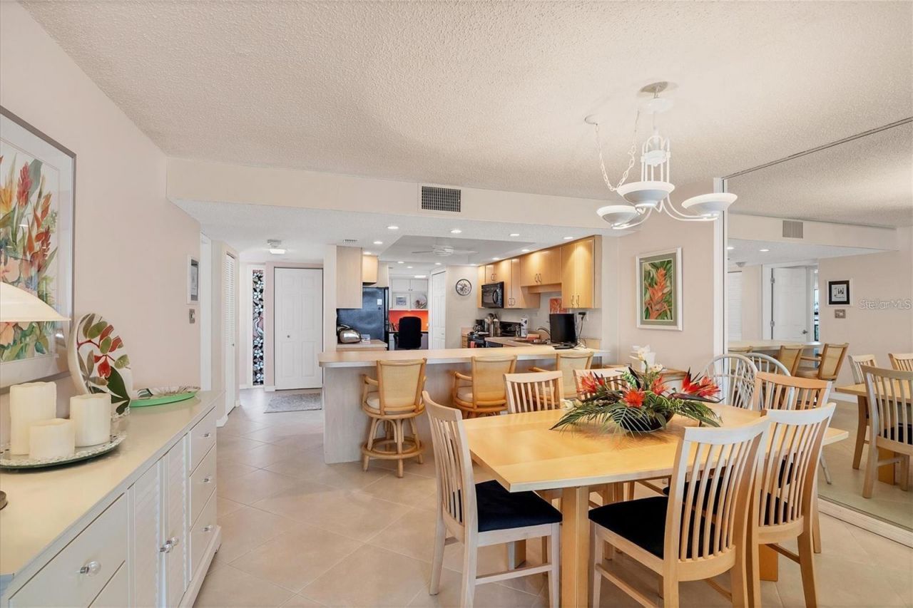 6480 Midnight Pass Road, Unit 506, Sarasota, FL 34242 Photo