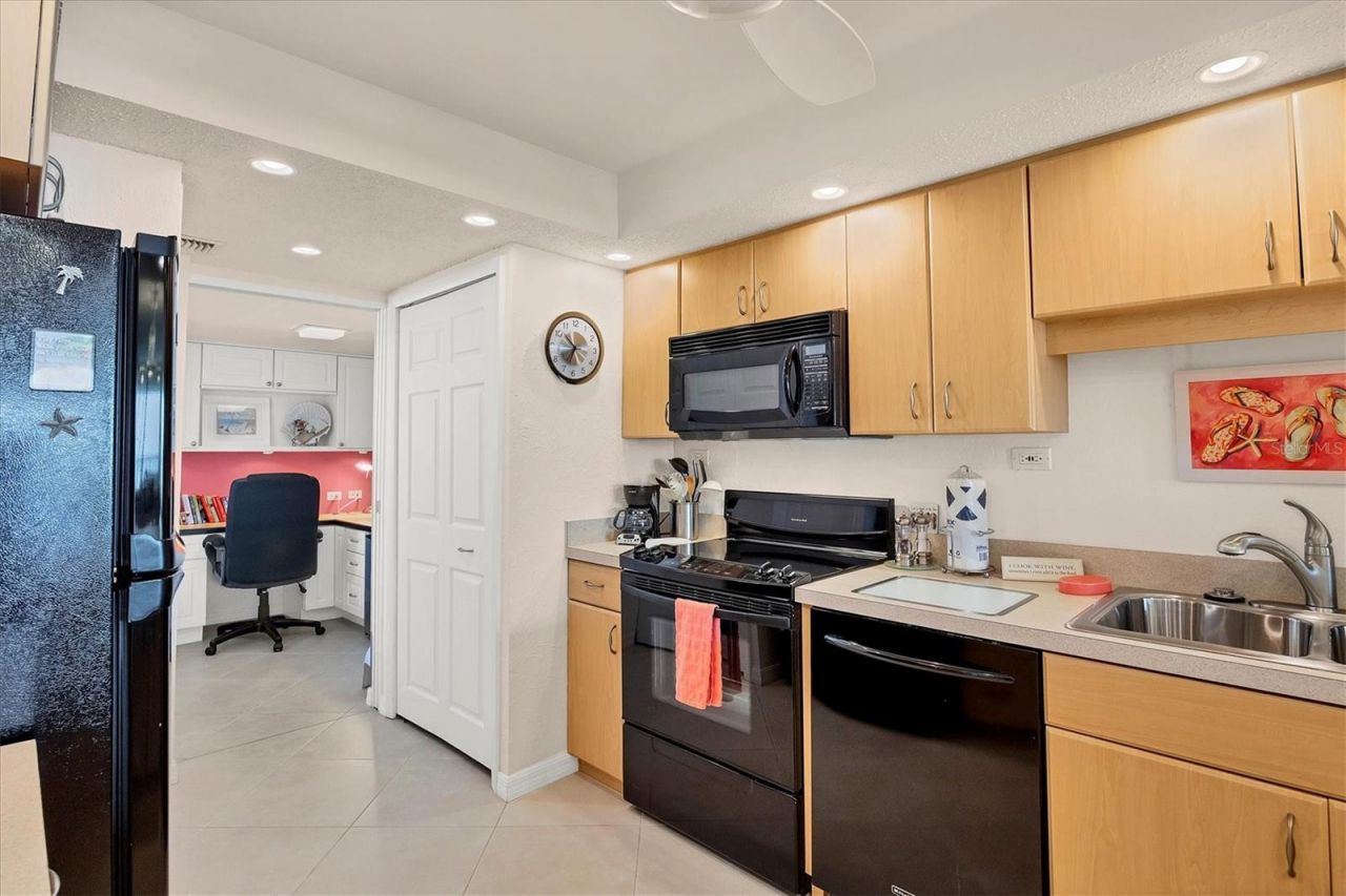 6480 Midnight Pass Road, Unit 506, Sarasota, FL 34242 Photo