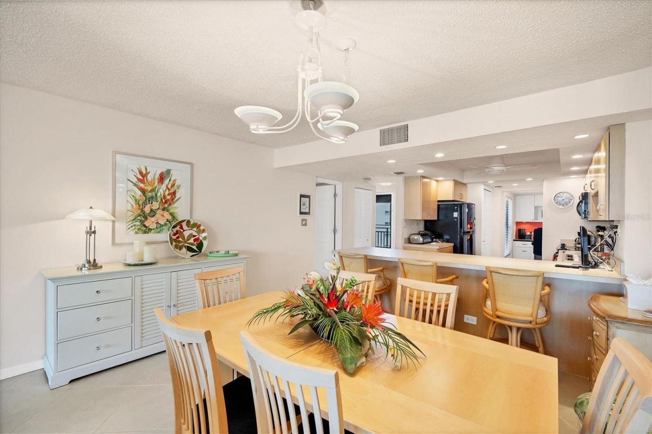 6480 Midnight Pass Road, Unit 506, Sarasota, FL 34242 Photo