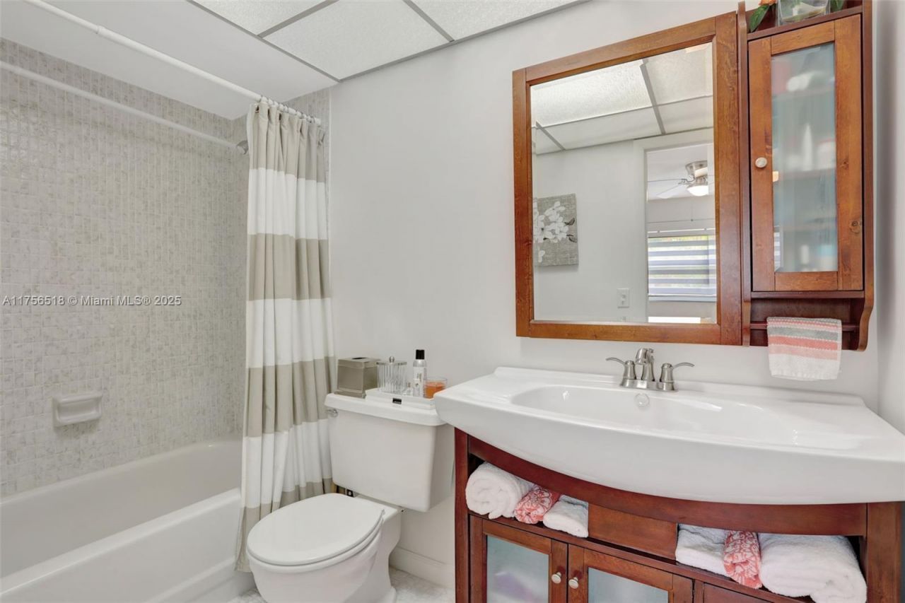 4421 NW 16th St, Unit G110, Lauderhill, FL 33313 Photo
