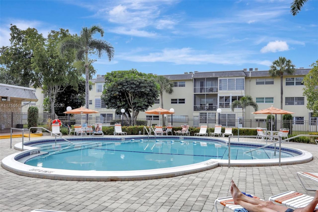 4421 NW 16th St, Unit G110, Lauderhill, FL 33313 Photo